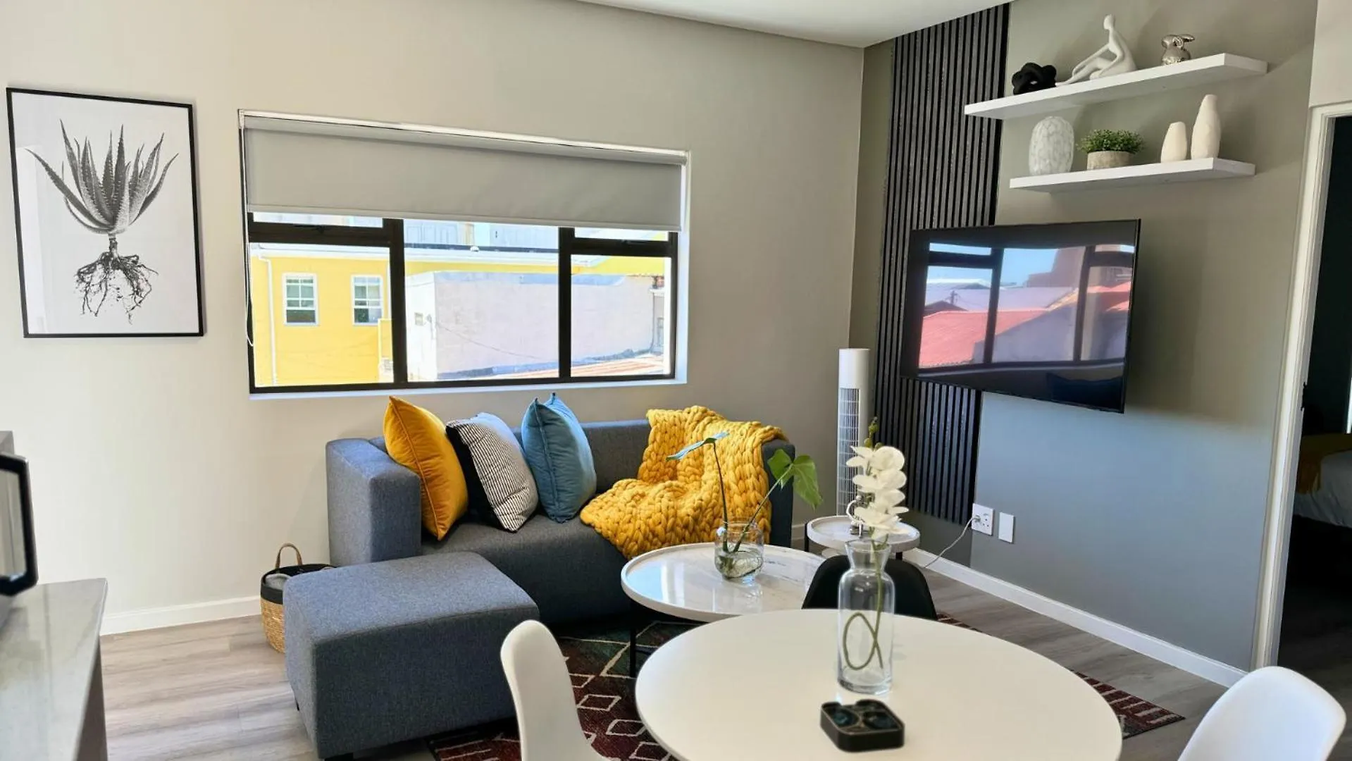 Obs Centre Twin Peaks Apartment Cape Town